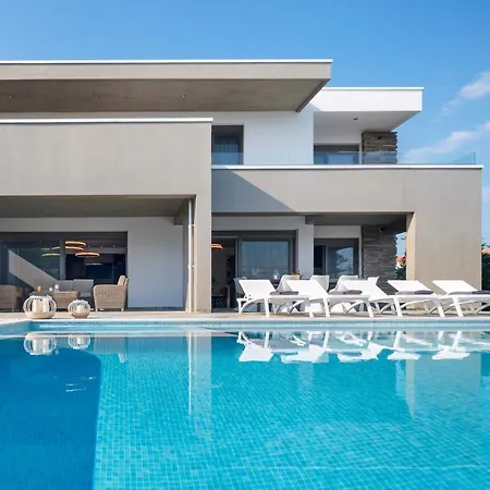 Kassandra Villas *